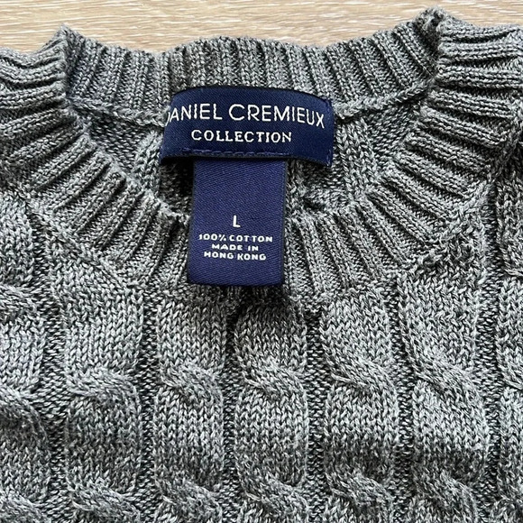 Daniel Cremieux Collection Women’s Large 100% cotton grey sweater. - Picture 2 of 3